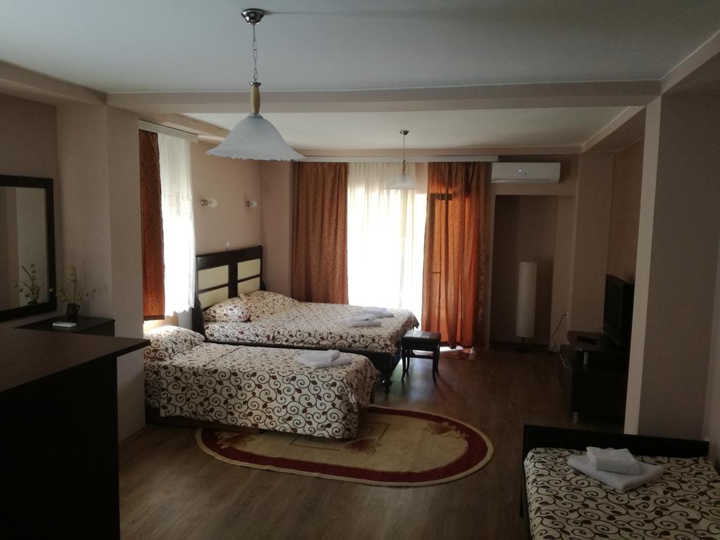 Villa Gala Skopje Eksteriør billede